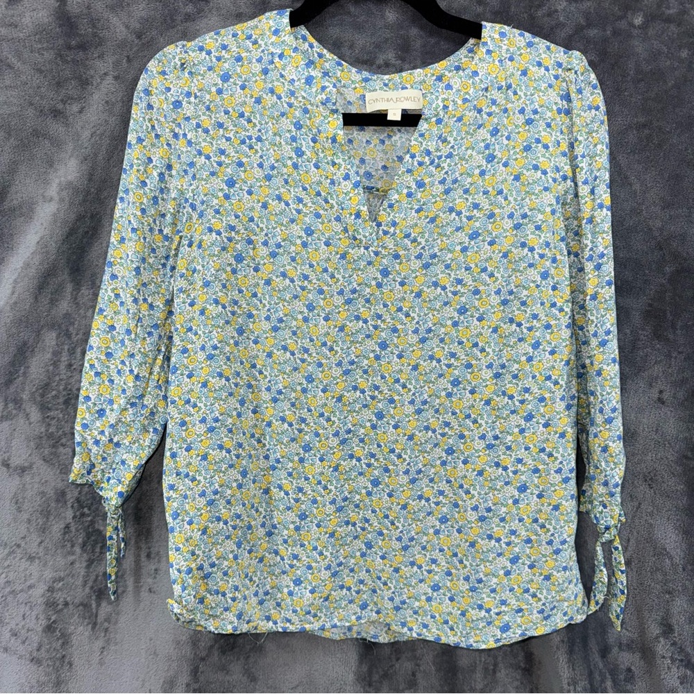 Cynthia Rowley V-Neck Blue Yellow Floral Top Blouse 3/4 Sleeve Shirt Size S